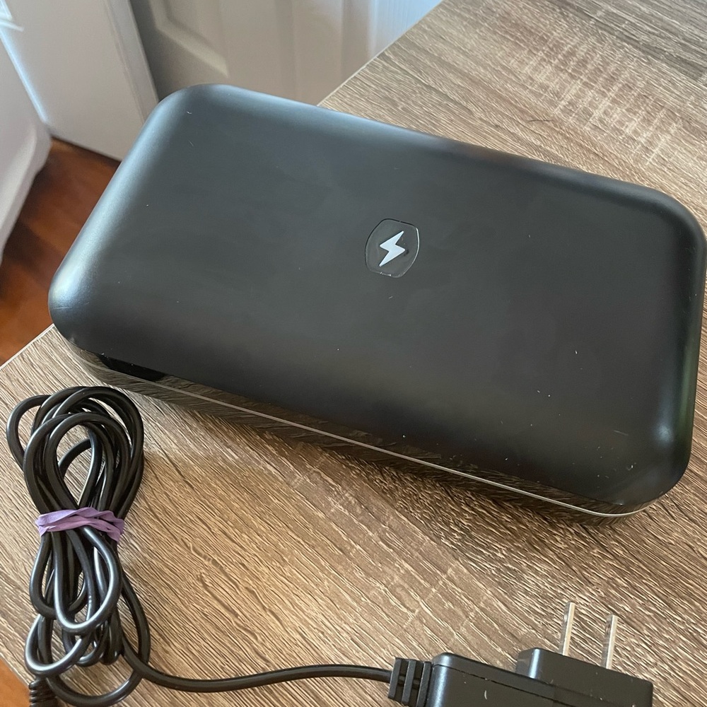 Phone soap Uv light sanitizer